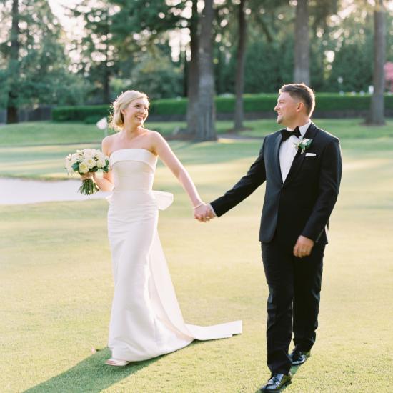 katharine and brandon on golf course